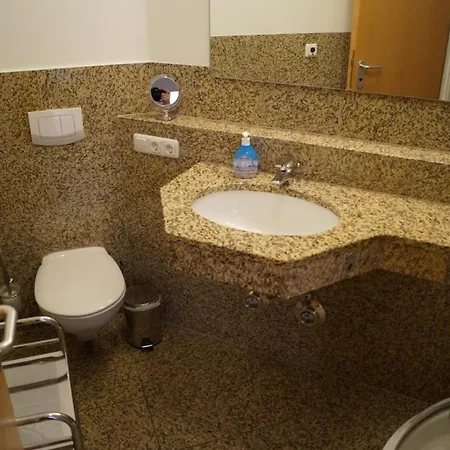 Schoenes Appartm. Mit Suedbalkon, Blick Auf Schloonsee, Tiefgarage Heringsdorf (Usedom)